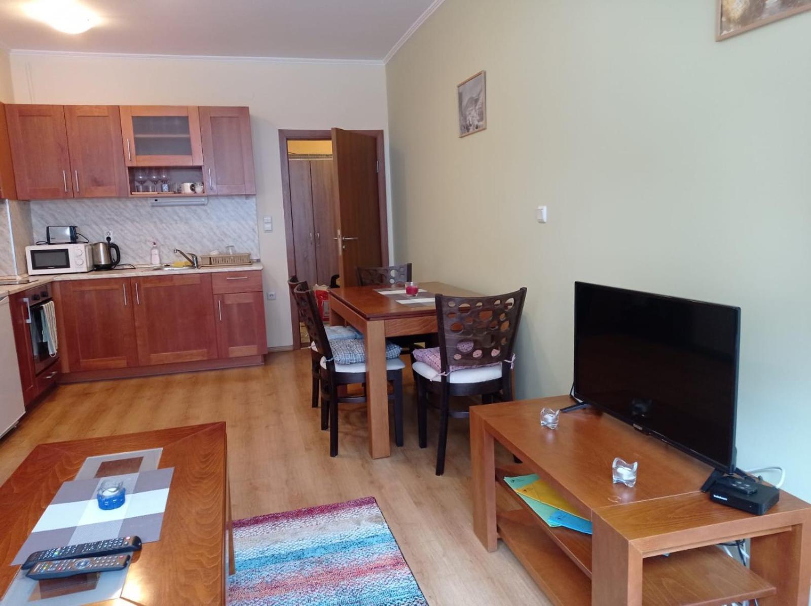 Pine Tree Apartment 3 - B3 Bansko Buitenkant foto