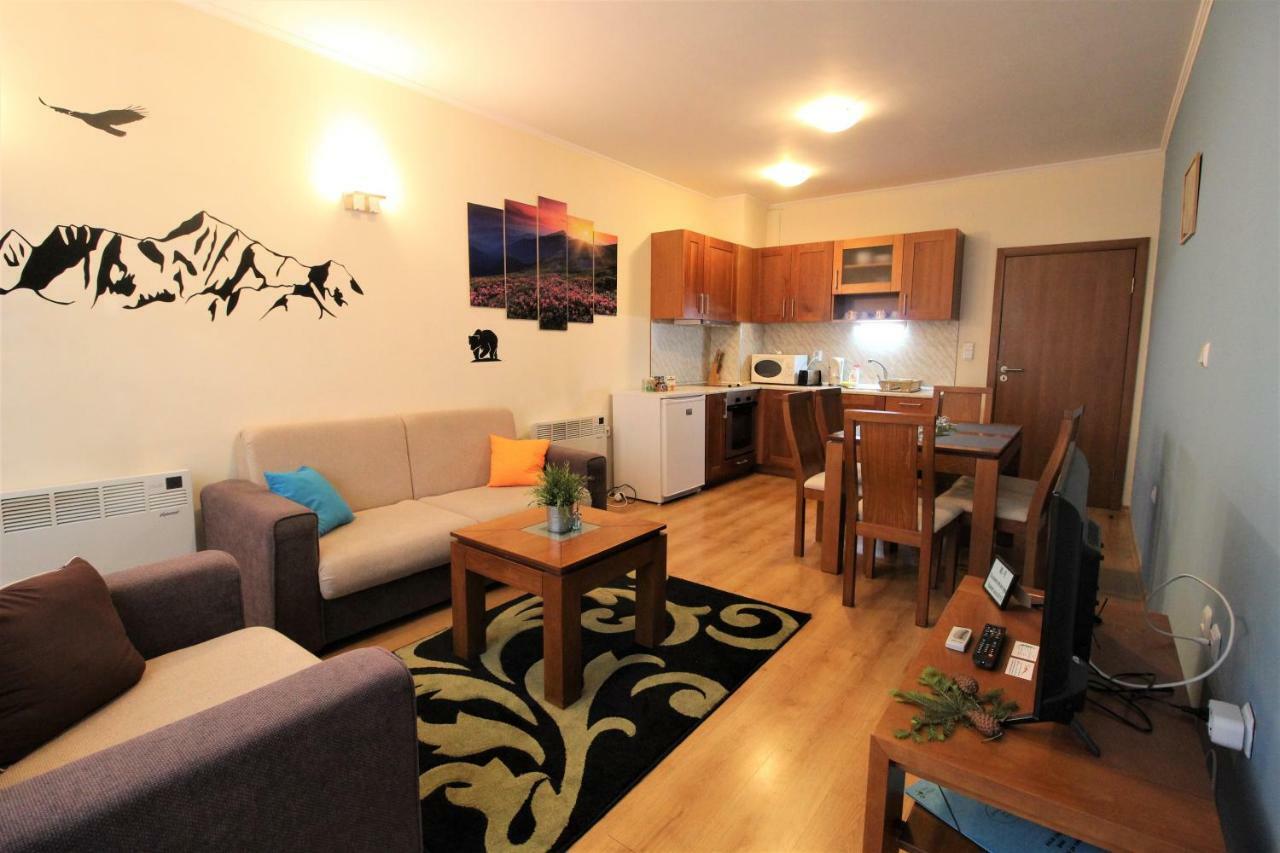 Pine Tree Apartment 3 - B3 Bansko Buitenkant foto