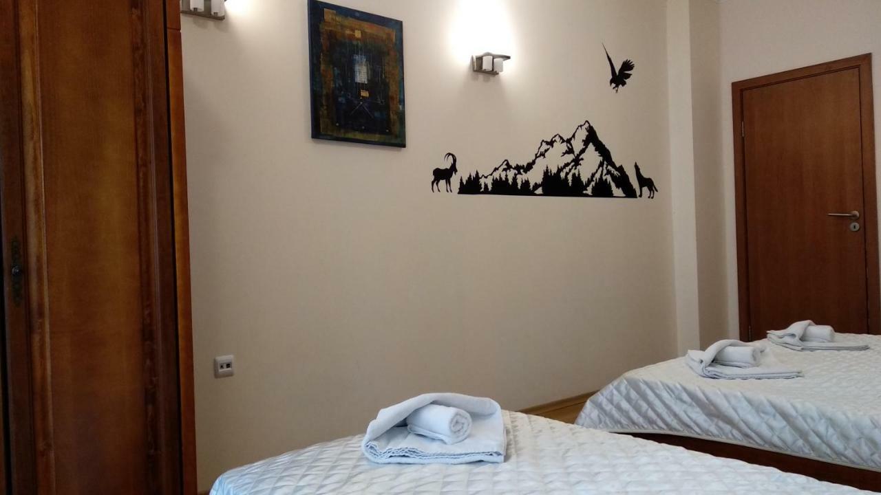 Pine Tree Apartment 3 - B3 Bansko Buitenkant foto