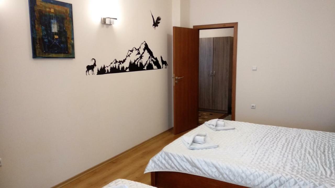 Pine Tree Apartment 3 - B3 Bansko Buitenkant foto